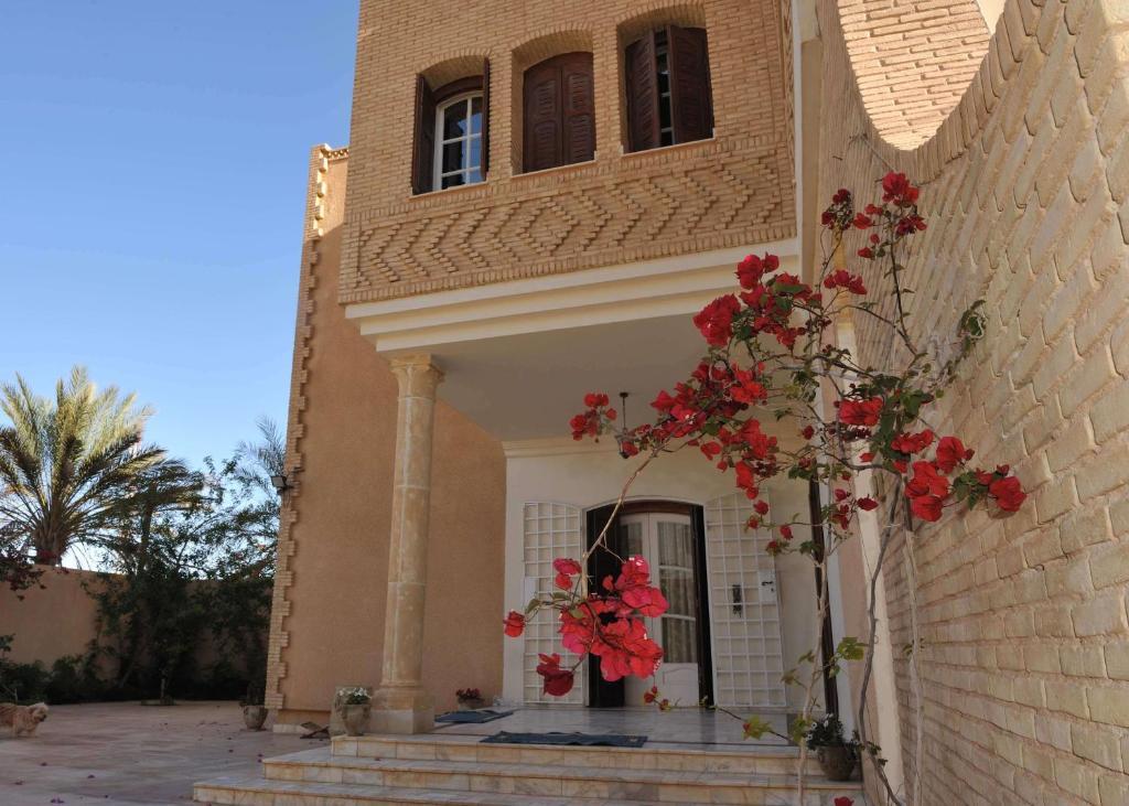 Maison D'Hotes Villa Fatima โทเซอร์ ภายนอก รูปภาพ